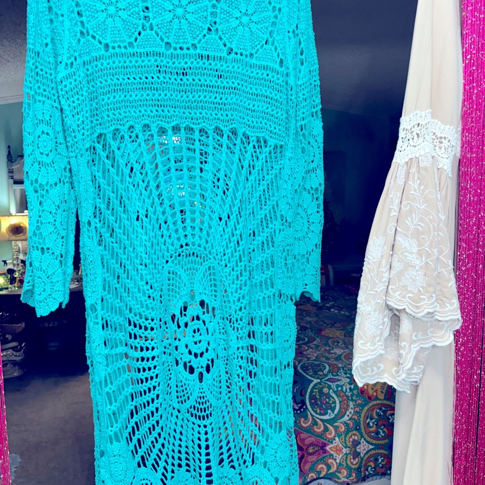 High low macrame teal blouse
